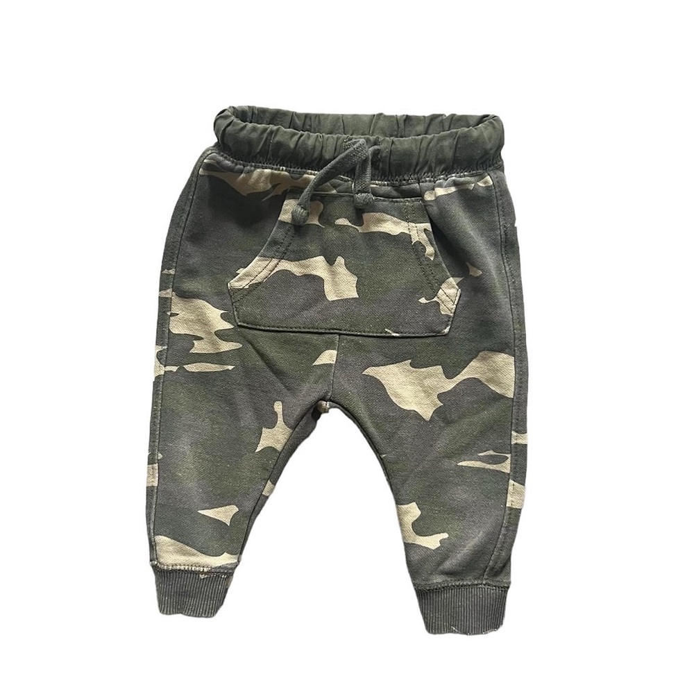 Zara Camo joggers with kangaroo pocket 6-9 months